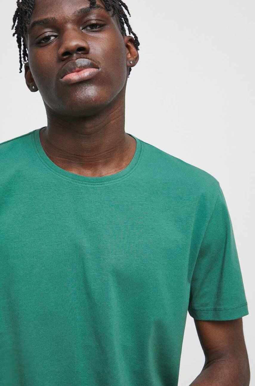 Medicine tricou barbati, culoarea verde, neted