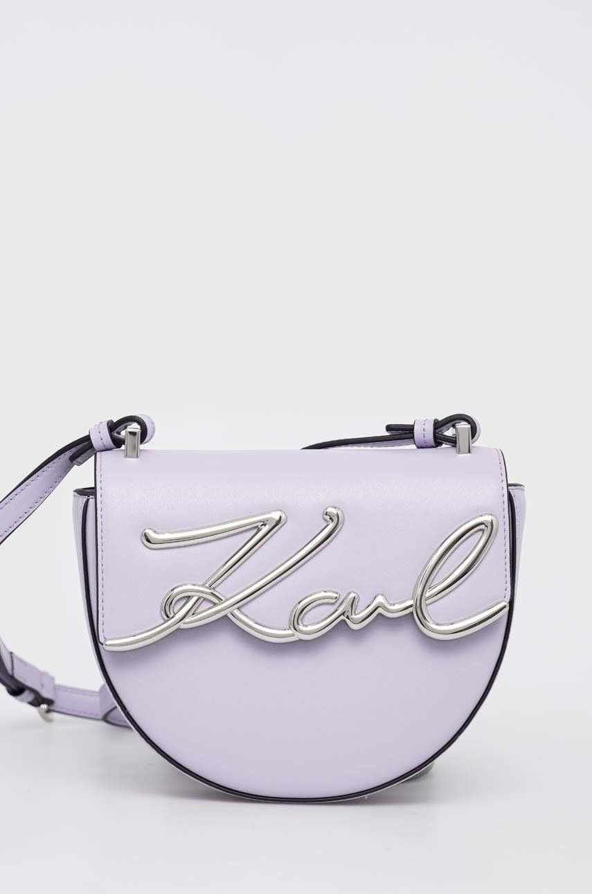 Karl Lagerfeld poseta de piele culoarea violet