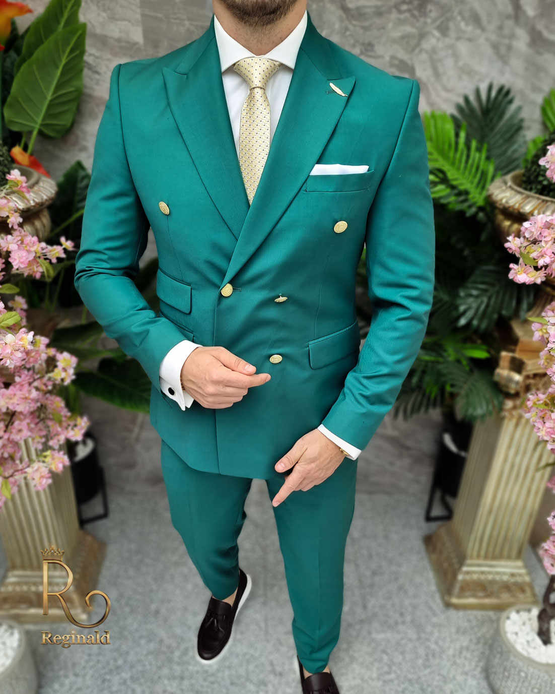 Costum de barbati verde cu butoni-Sacou si Pantalon - C4094