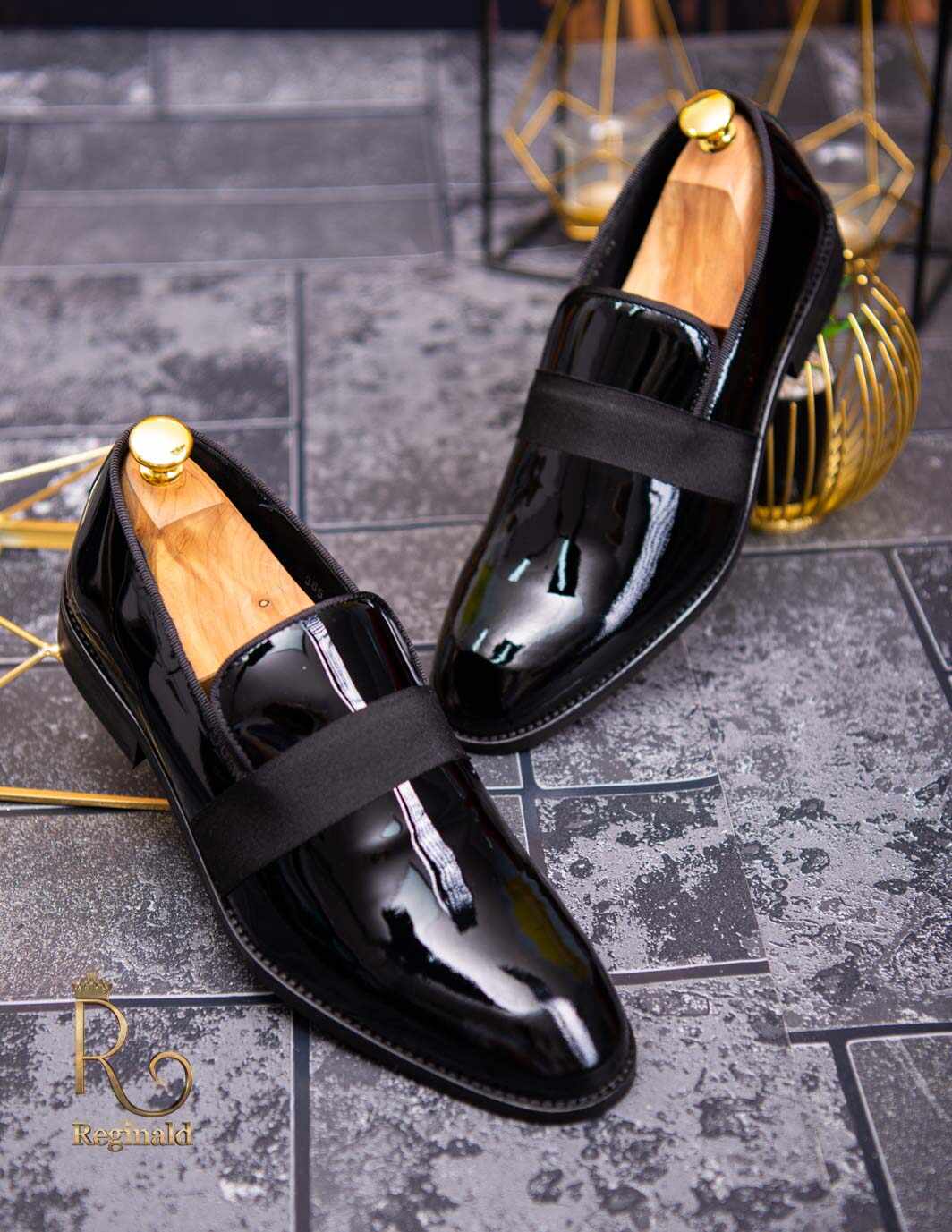 Pantofi Mocasini / Loafers, piele neagra lacuita-P1632
