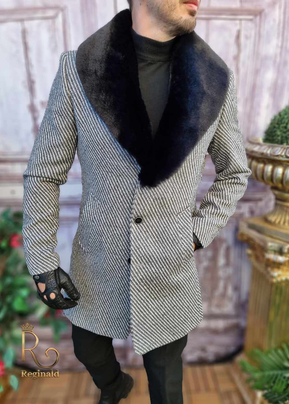 Palton de barbati, lung, cu blana la guler, croiala slim-fit - PT395