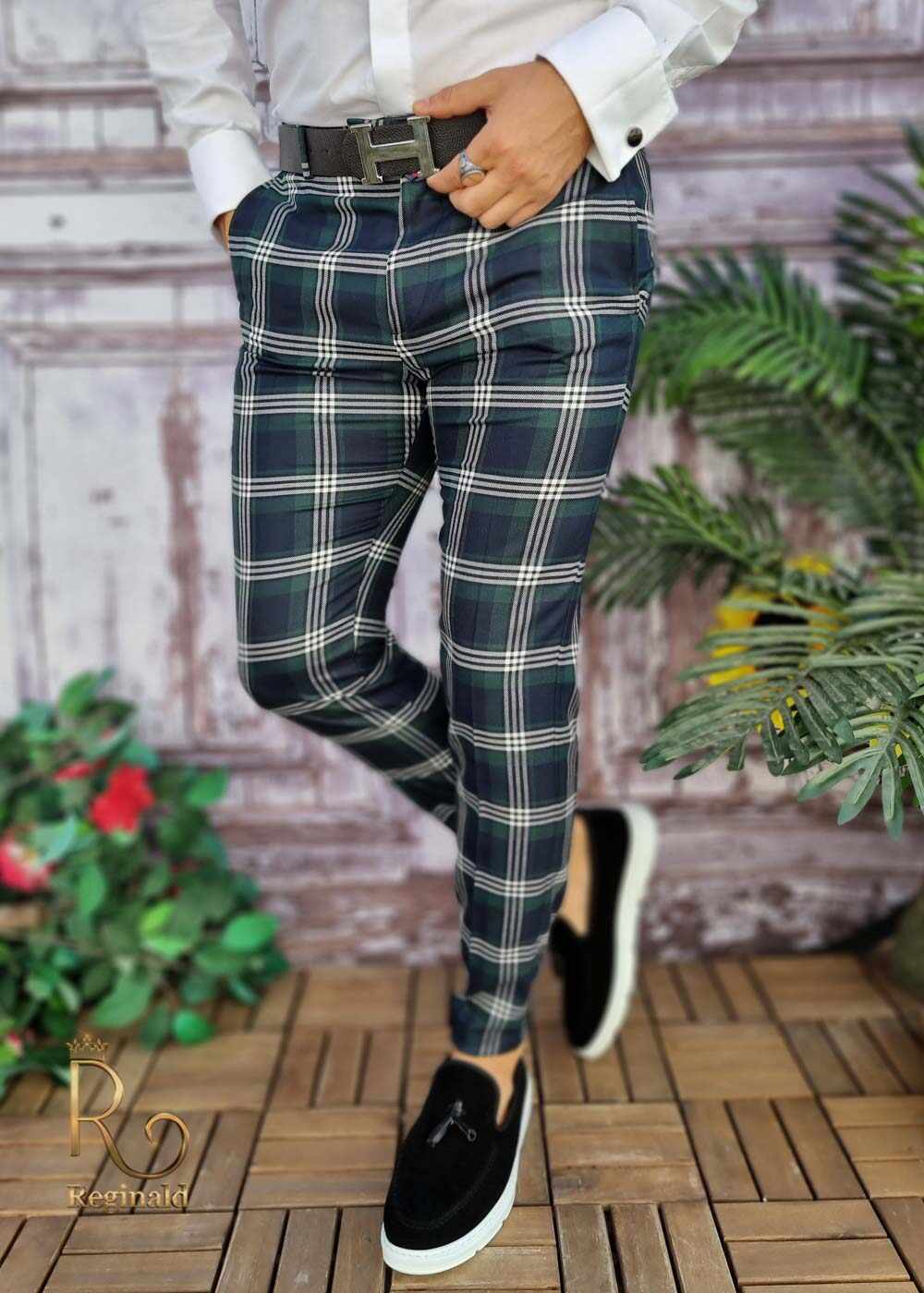 Pantaloni eleganti, bleumarin in carouri verzi, conici si elastici - PN566