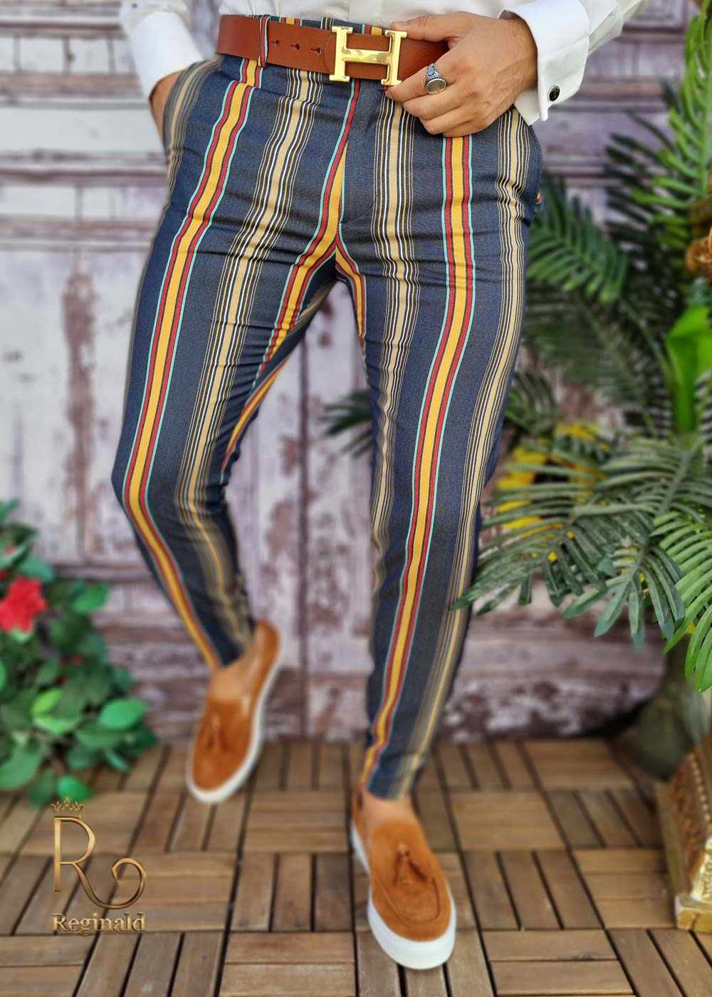 Pantaloni eleganti, bleumarin in dungi galbene, conici si elastici - PN567