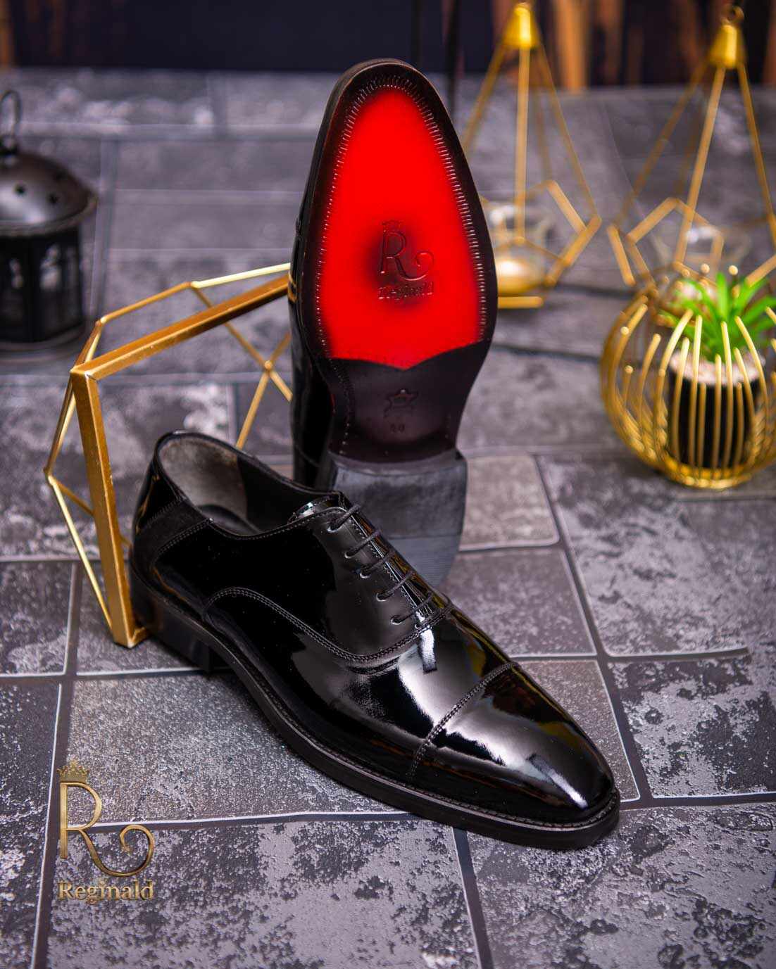 Pantofi eleganți de bărbați din piele naturala, Negru lăcuit - P1559