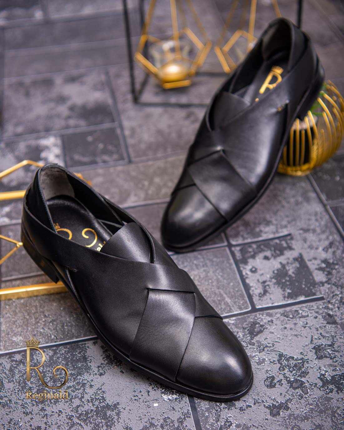 Pantofi Loafers de bărbați din piele naturala, Negru cu model - P250
