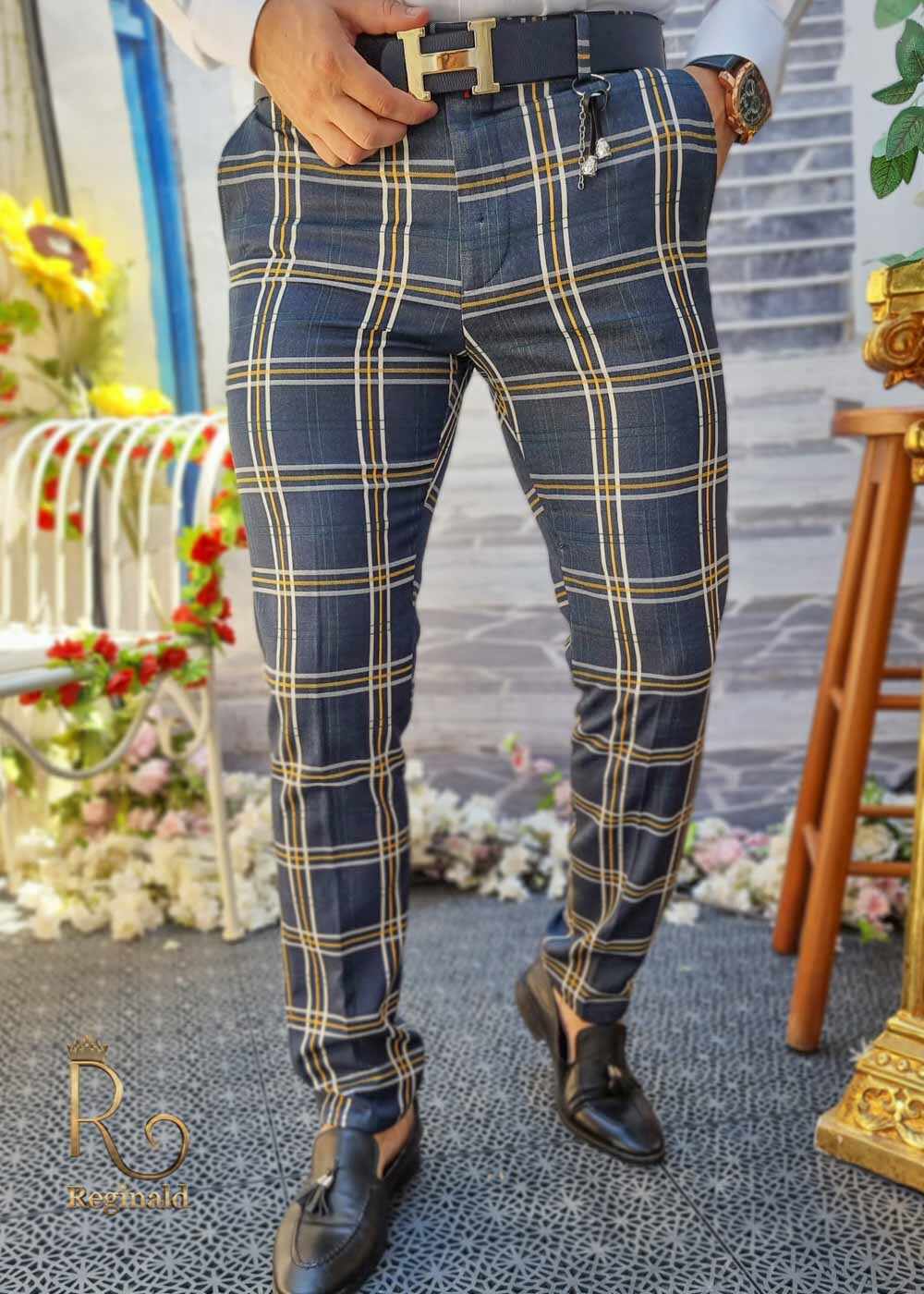 Pantaloni de barbati bleumarin in carouri, croiala slim-fit, elastici si conici - PN517