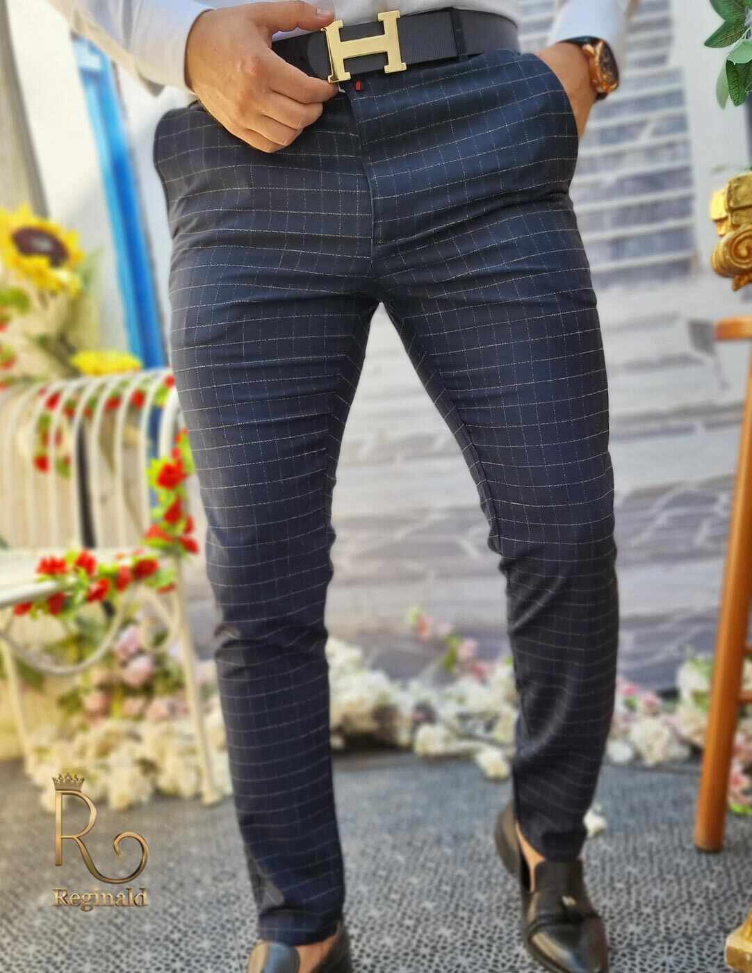 Pantaloni de barbati bleumarin in patratele, croiala slim-fit, conici - PN535