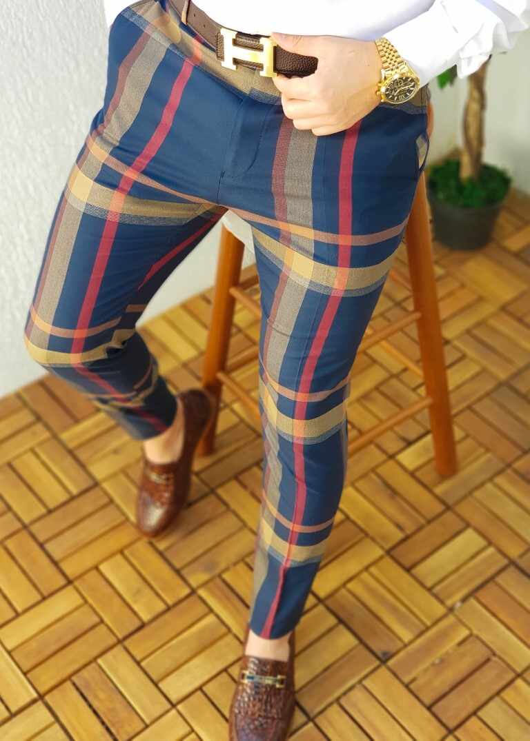 Pantaloni eleganți de bărbați, Bleumarin in carouri, Slim Fit, Conici - PN210