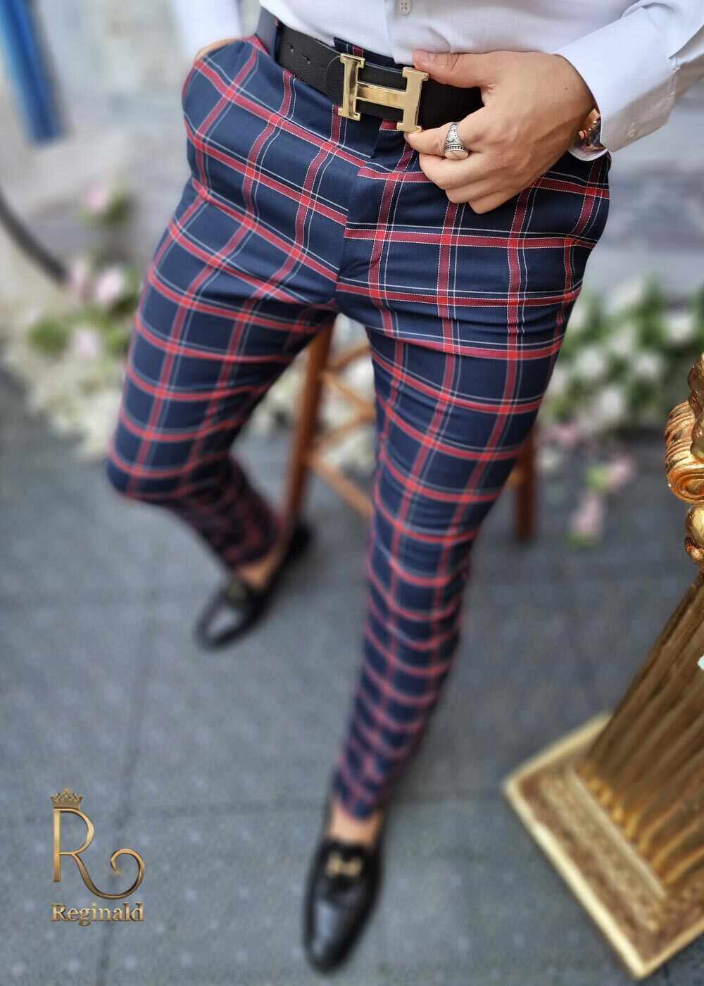 Pantaloni eleganti de barbati, bleumarin in patratele, croiala slim-fit, conici - PN513