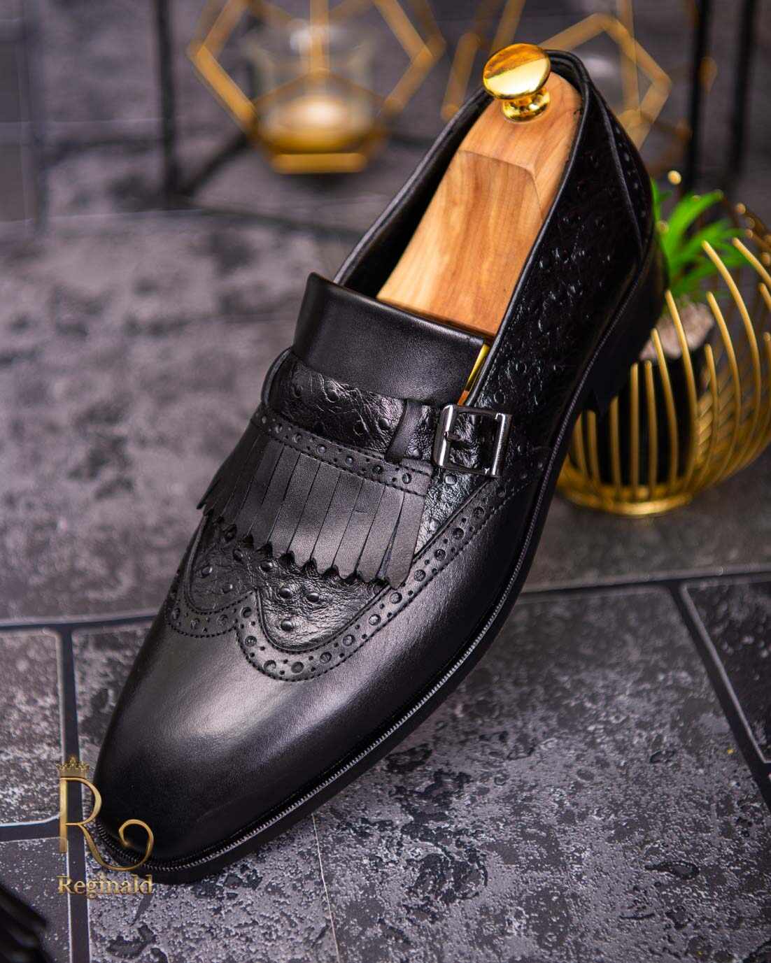 Pantofi Loafers barbatesti, negri cu catarama - P1705