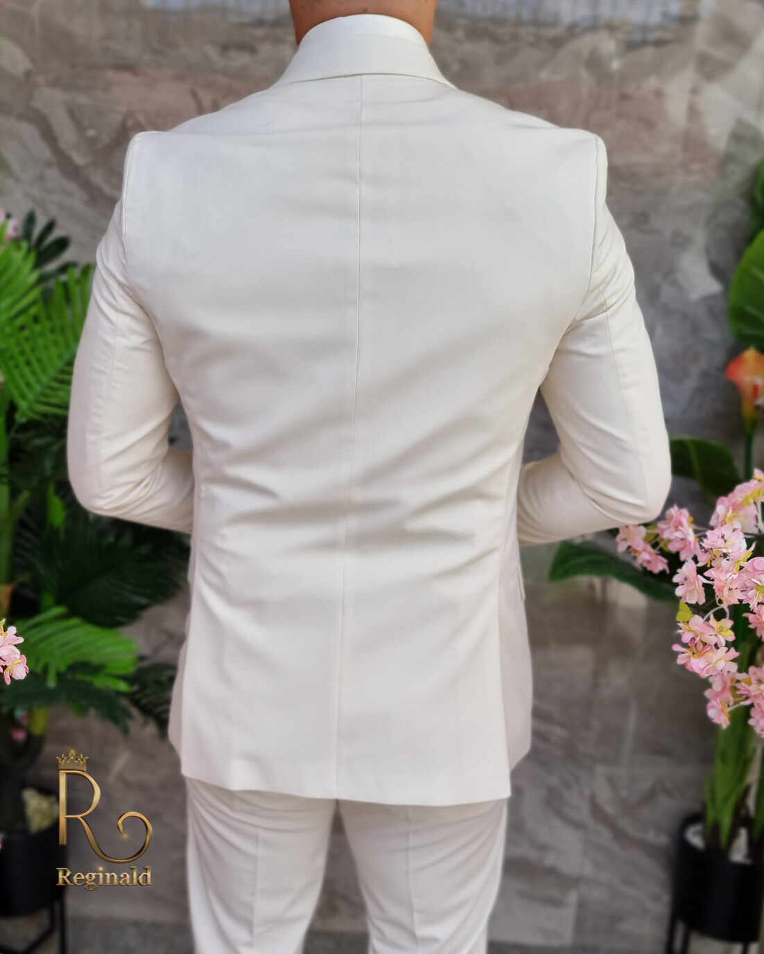 Costum barbatesc alb ivoire - Sacou, Vesta si Pantalon - C4210