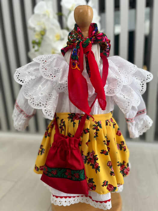 Costum Traditional Fetite 0-12 luni Model VIII