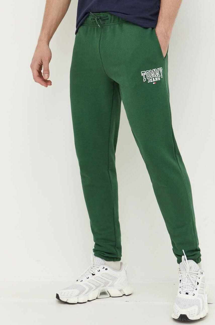 Tommy Jeans pantaloni de bumbac culoarea verde, neted