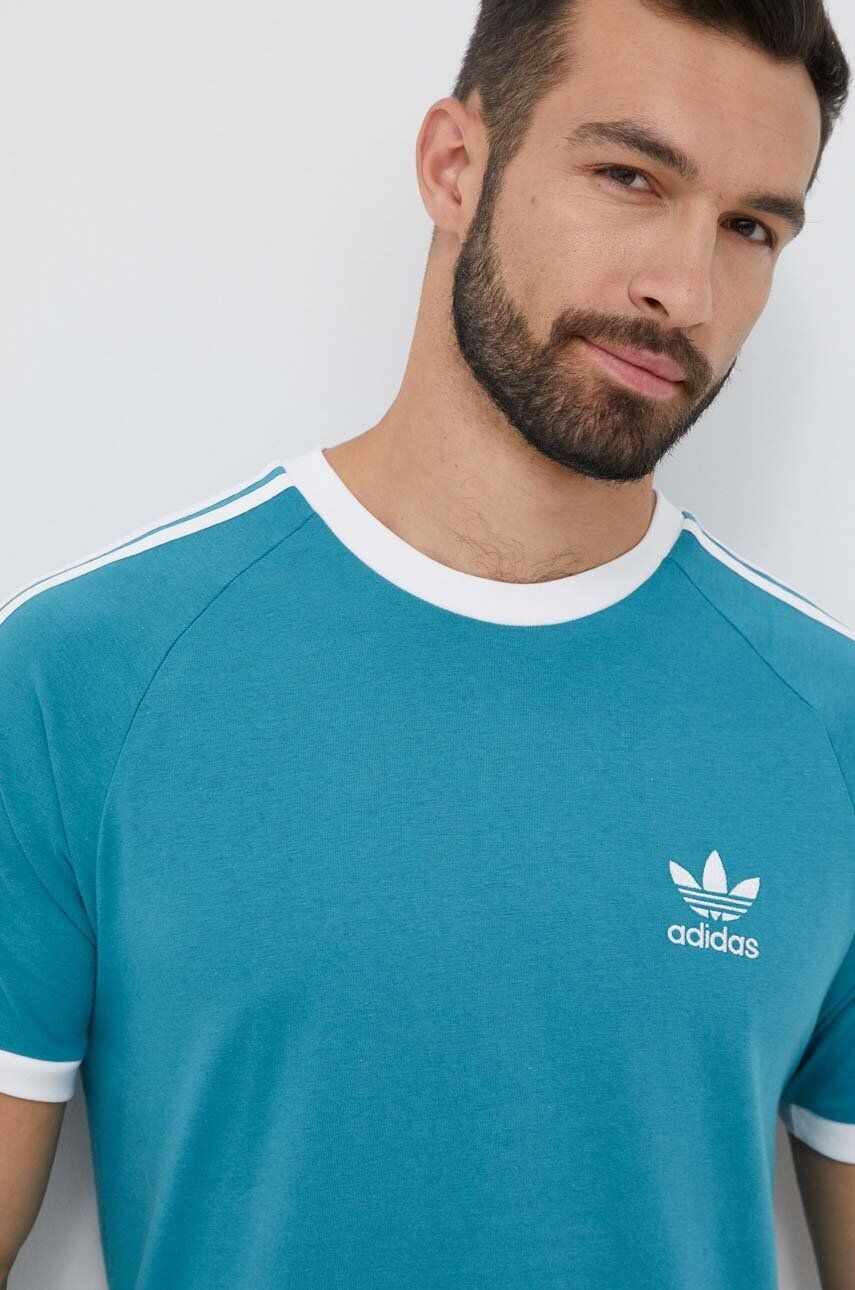 adidas Originals tricou din bumbac culoarea turcoaz, cu imprimeu