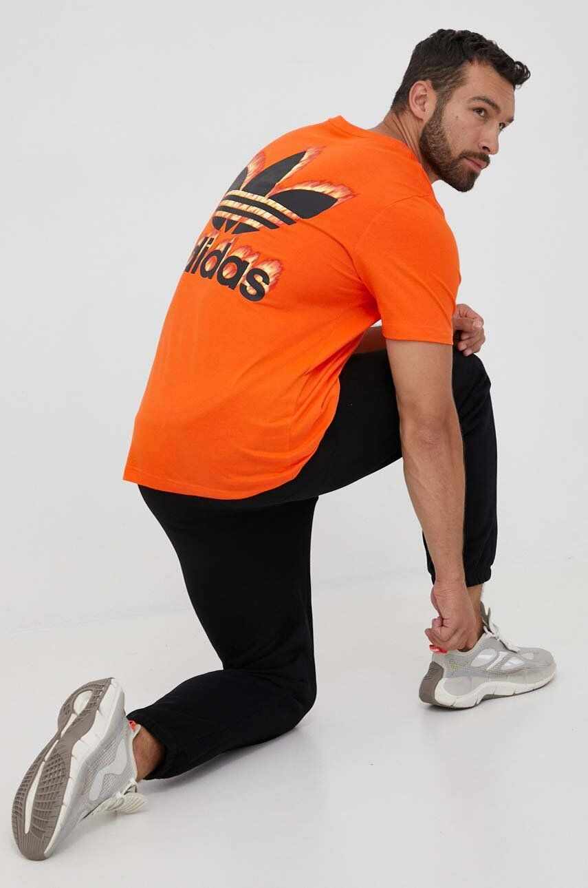 adidas Originals tricou barbati, culoarea portocaliu, cu imprimeu