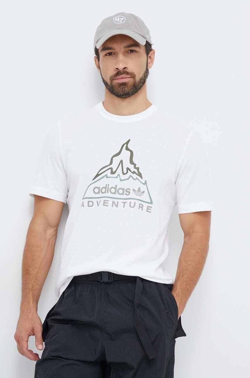 adidas Originals tricou din bumbac barbati, culoarea bej, cu imprimeu