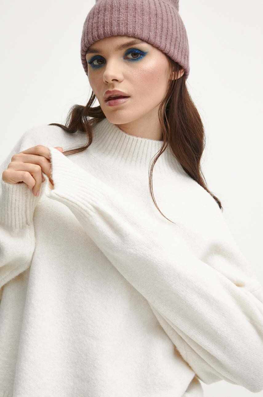 Medicine pulover din amestec de lana femei, culoarea bej, călduros, cu turtleneck