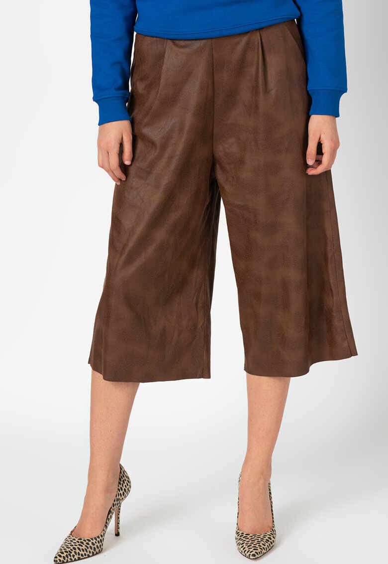 Pantaloni culotte de piele ecologica - cu talie inalta