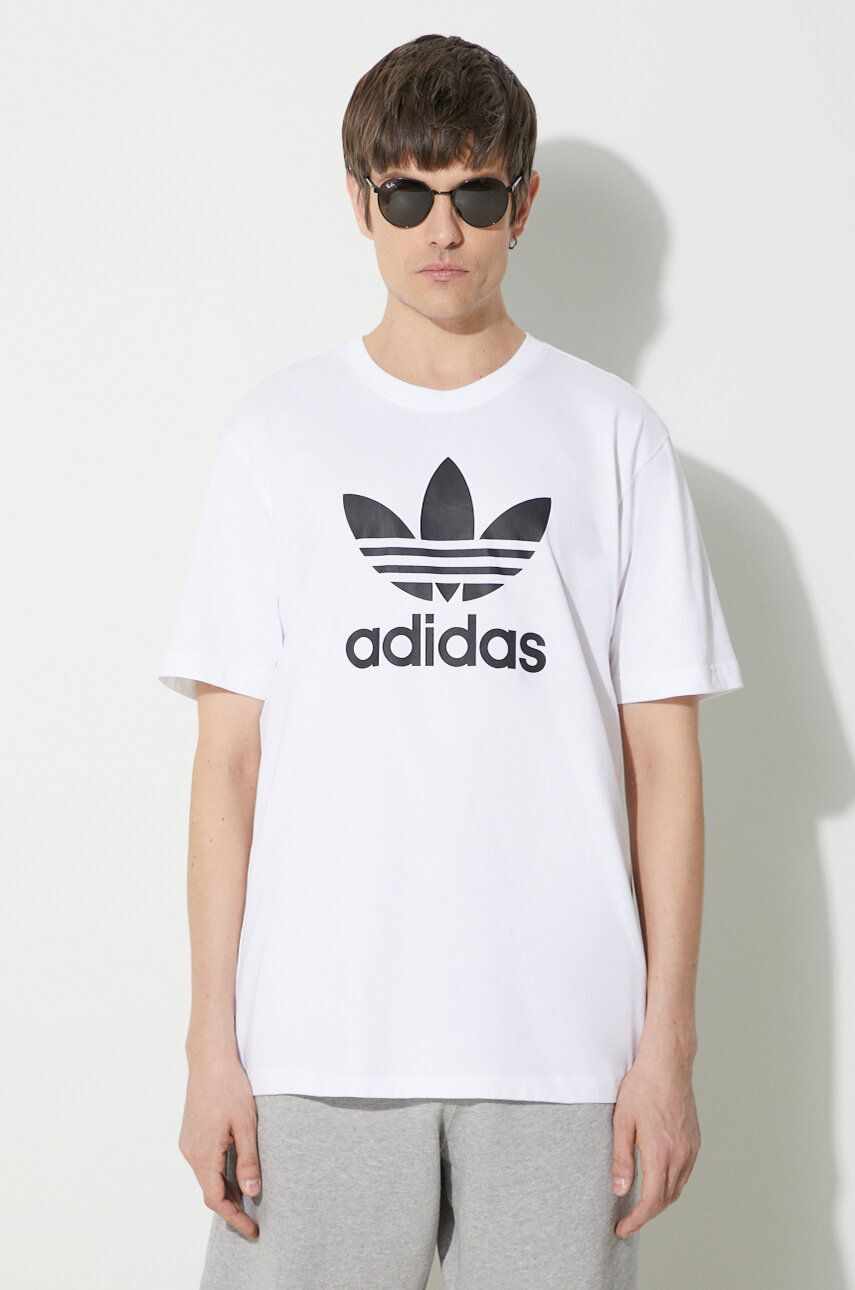 adidas Originals tricou din bumbac Trefoil barbati, culoarea alb, cu imprimeu, IV5353
