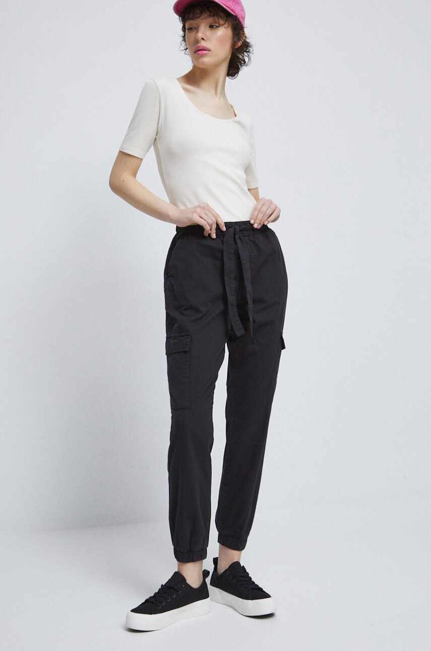 Medicine pantaloni de bumbac femei, culoarea negru, medium waist