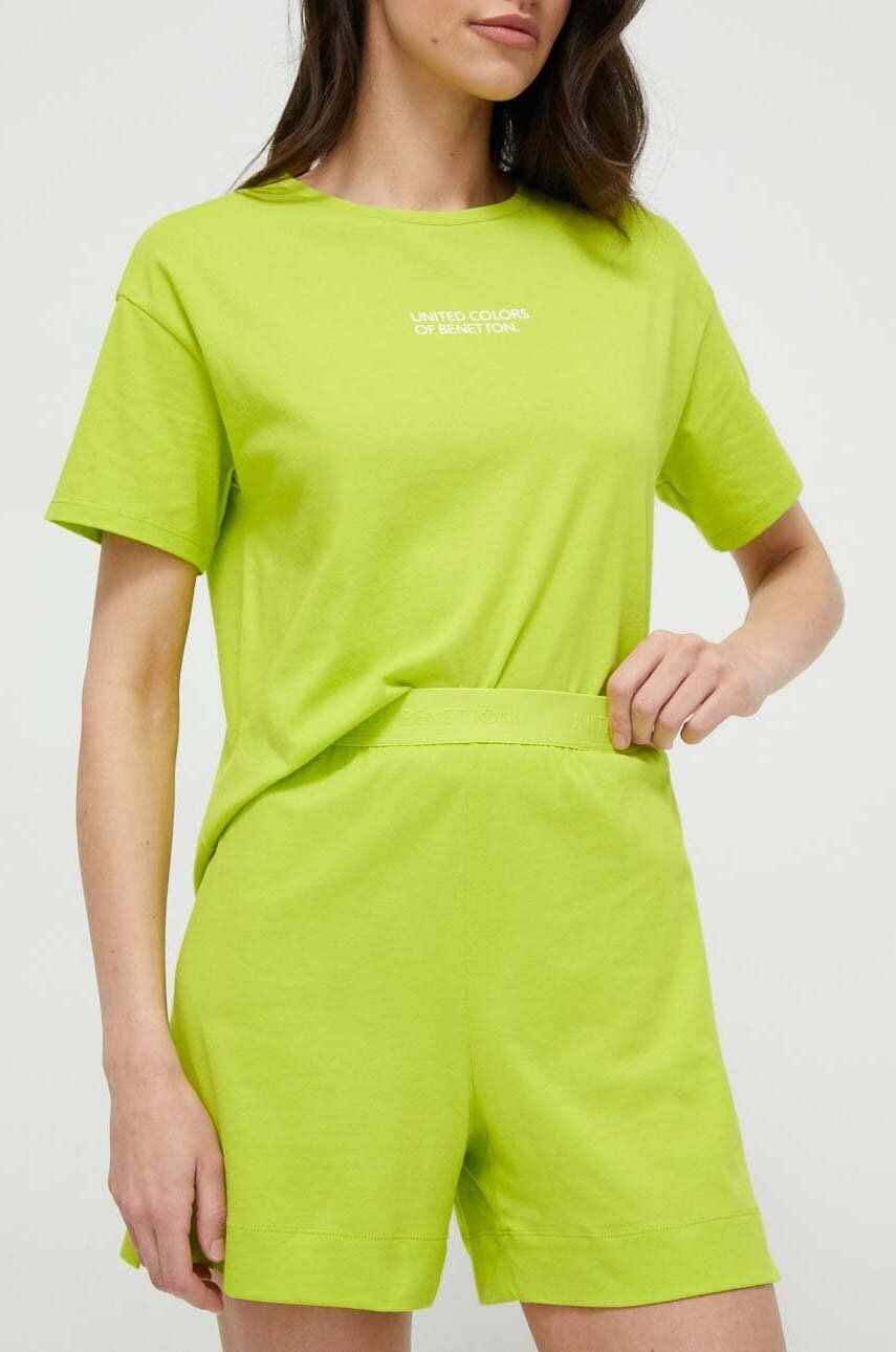 United Colors of Benetton pantaloni scurți din bumbac lounge culoarea verde, neted, high waist