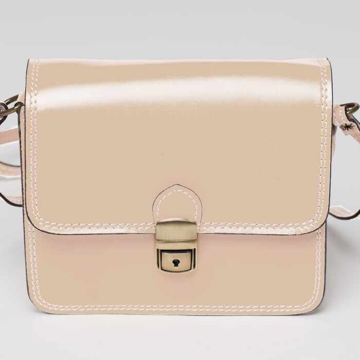 Geanta crossbody bej deschis din piele naturala tip postas