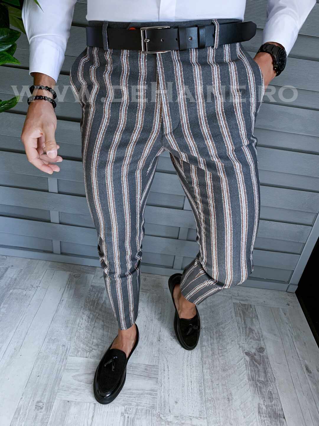 Pantaloni barbati eleganti in dungi B1547