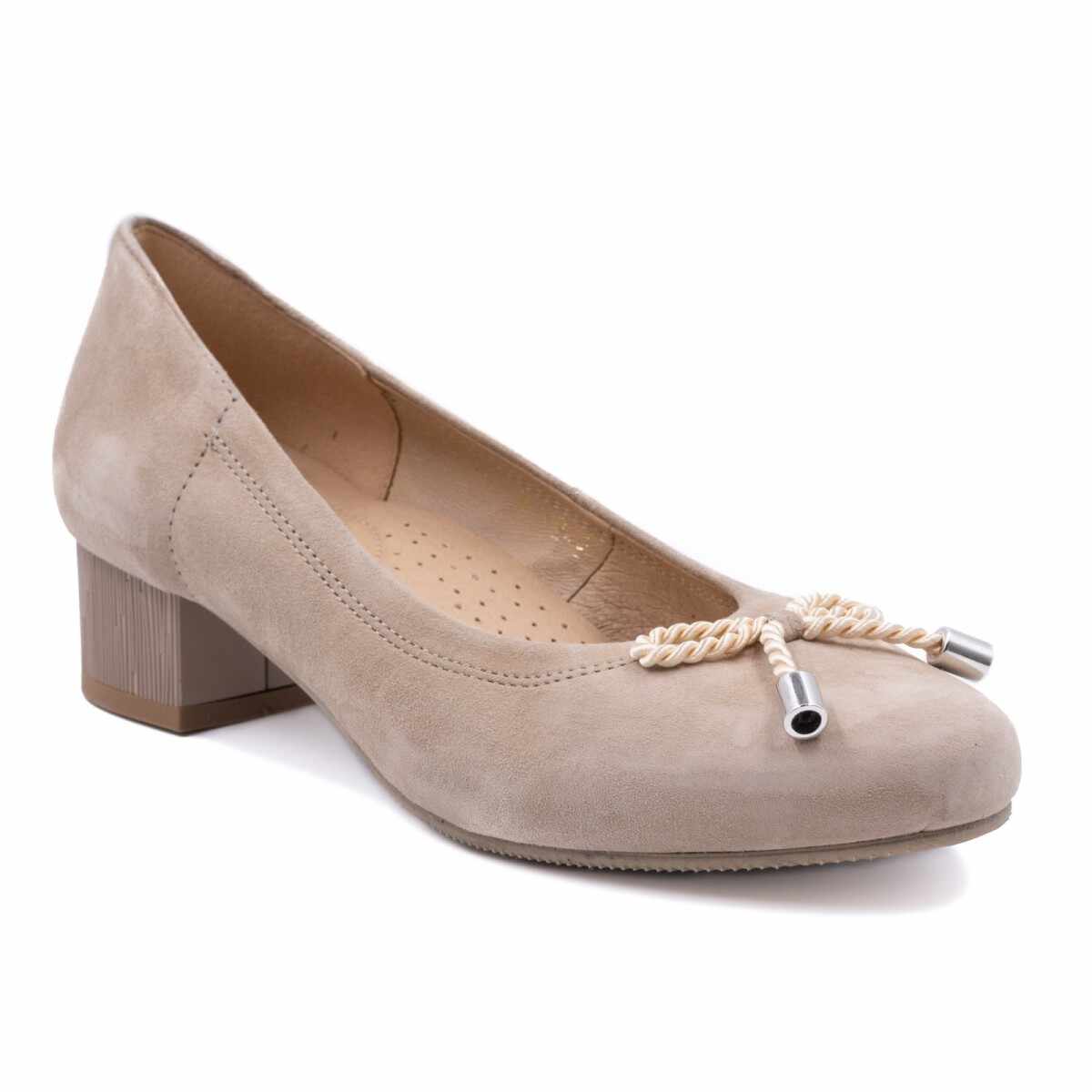 Pantofi eleganti dama, Beatrixx, din piele naturala velour, accesoriu elegant, culoare bej, cod AF-495