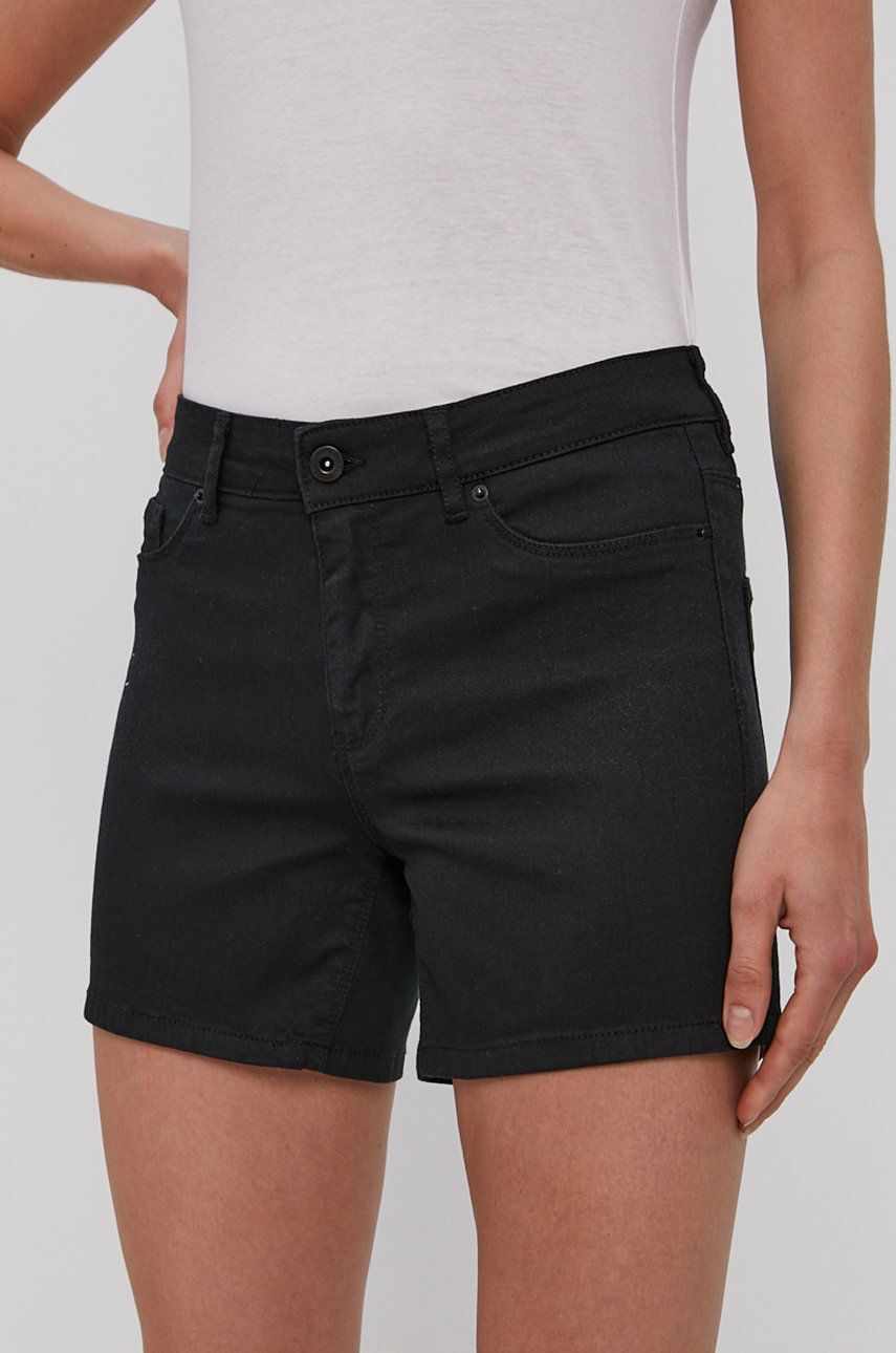 Vero Moda Pantaloni scurți femei, culoarea negru, material neted, medium waist