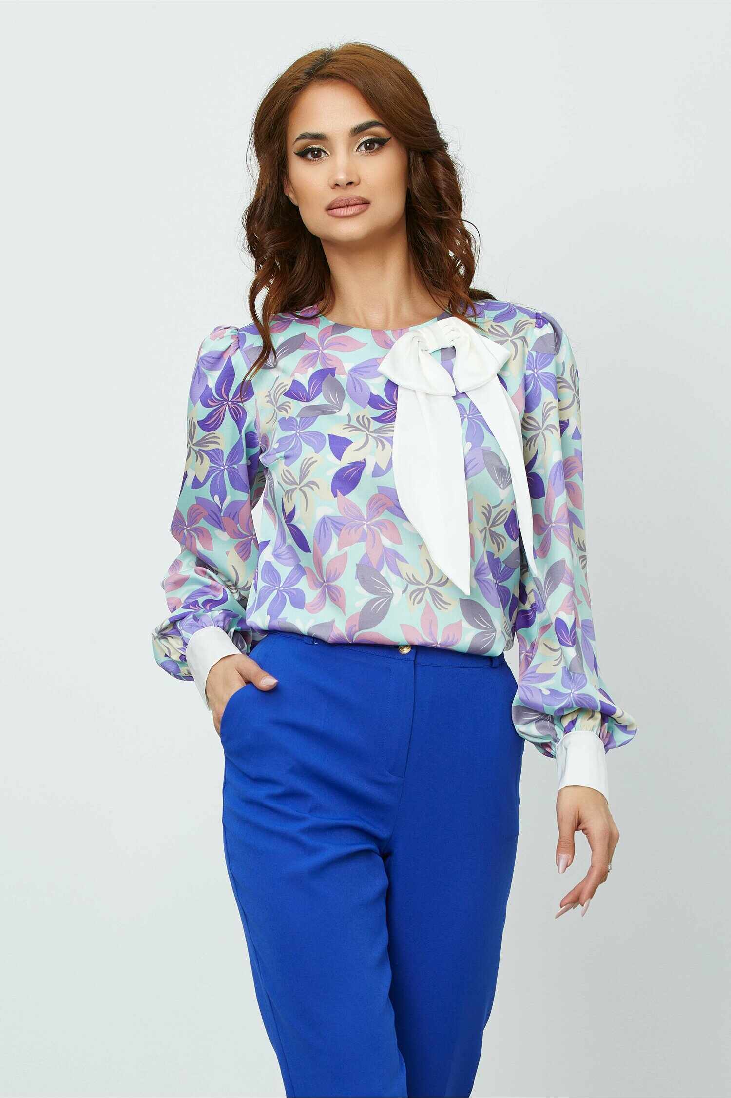 Bluza Dy Fashion verde mint cu flori violet si funda maxi
