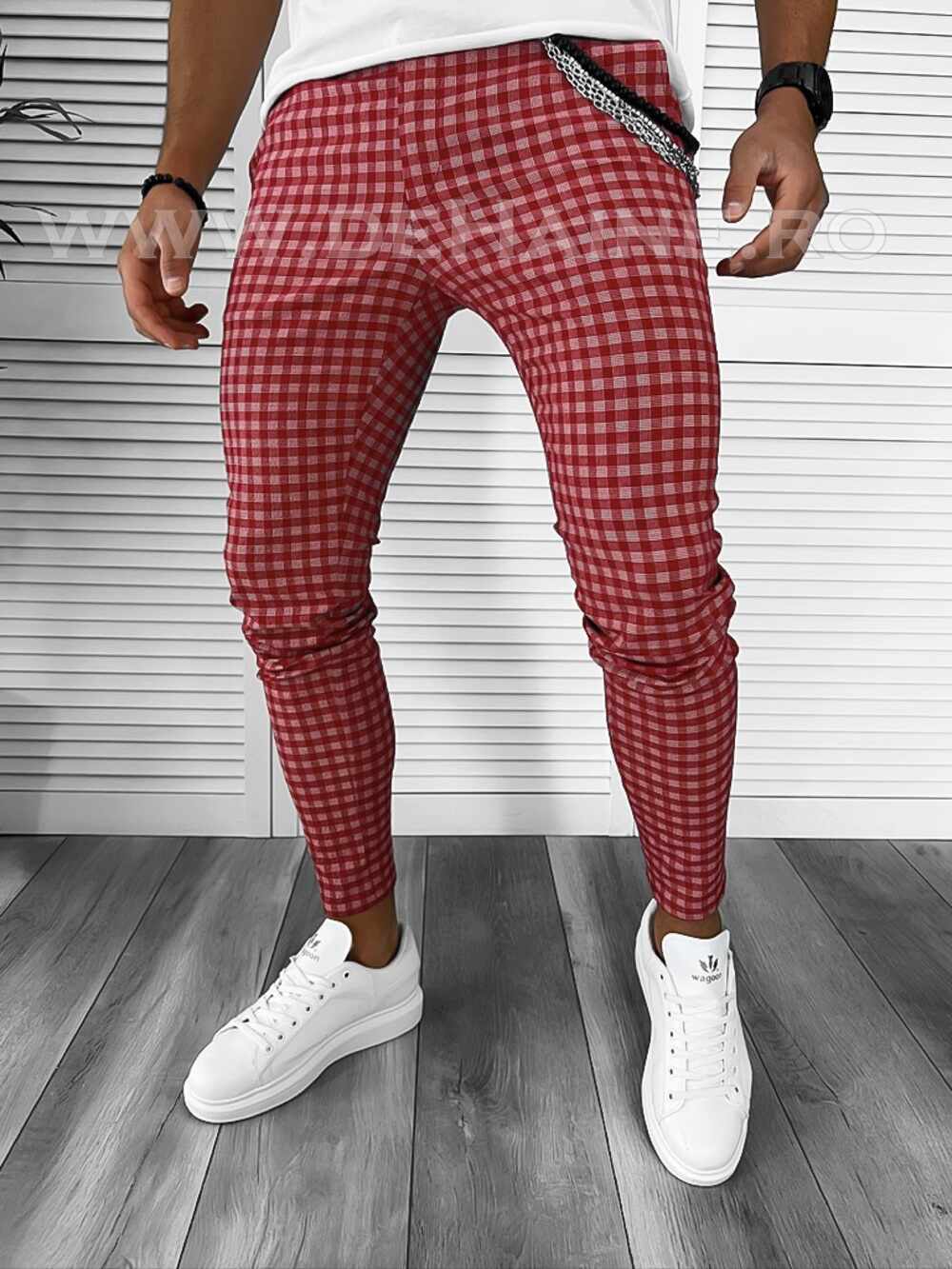 Pantaloni barbati casual regular fit rosii in carouri B1855 15-5 e F5-3