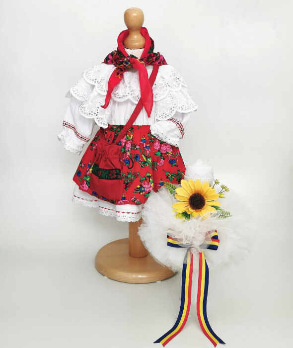 Set Botez Traditional Costum Traditional Fetite Floral - 2 piese costumas si lumanare