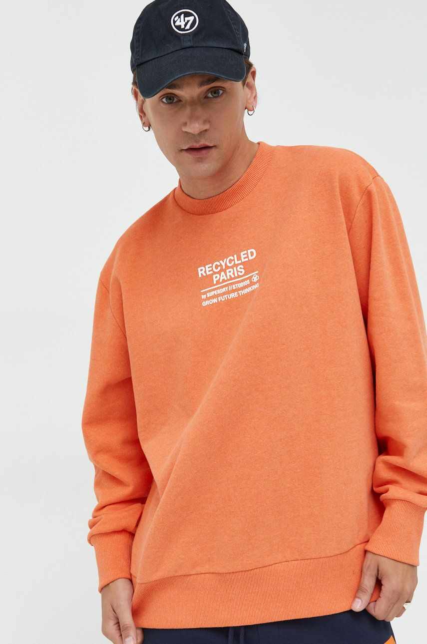 Superdry bluza barbati, culoarea portocaliu, cu imprimeu