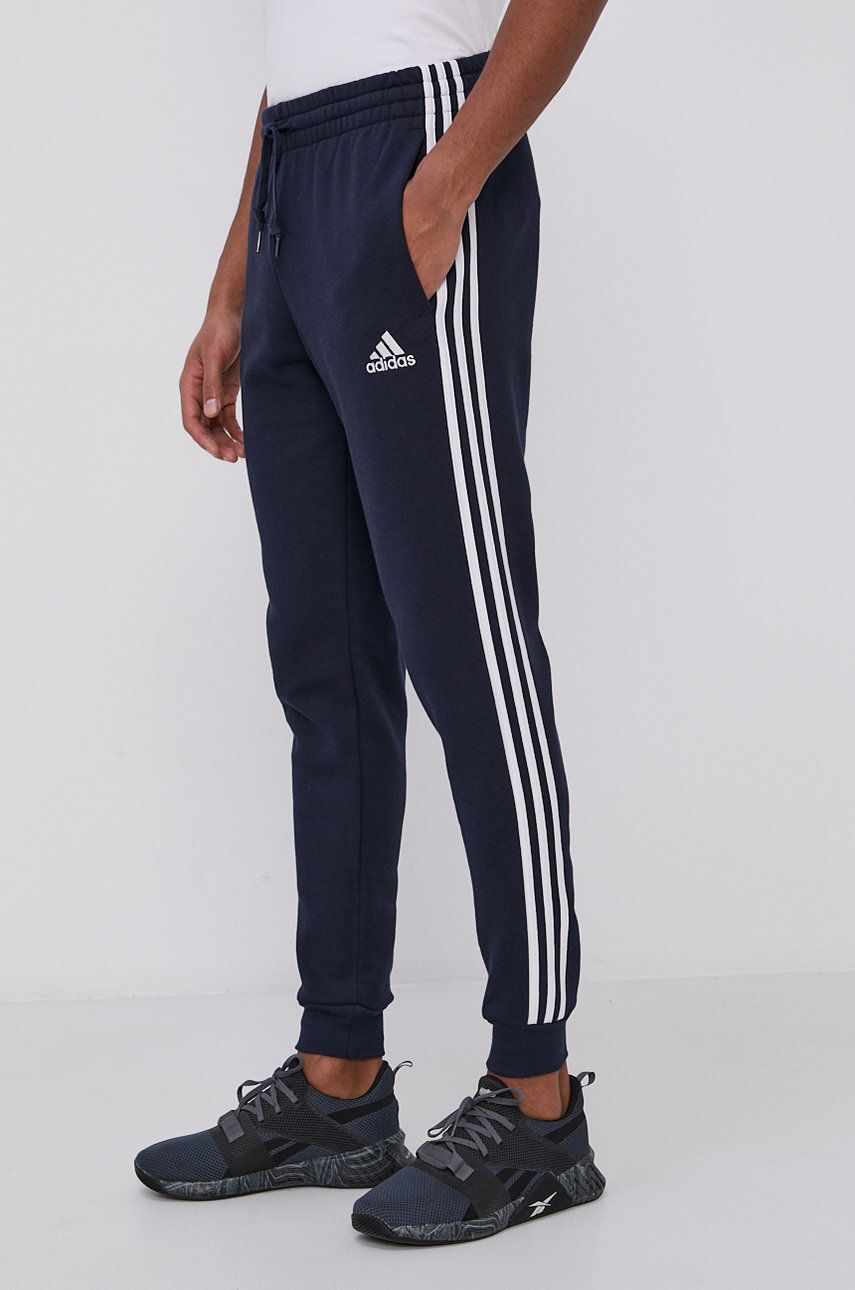 Adidas Pantaloni GM1090 bărbați, culoarea albastru marin, material neted